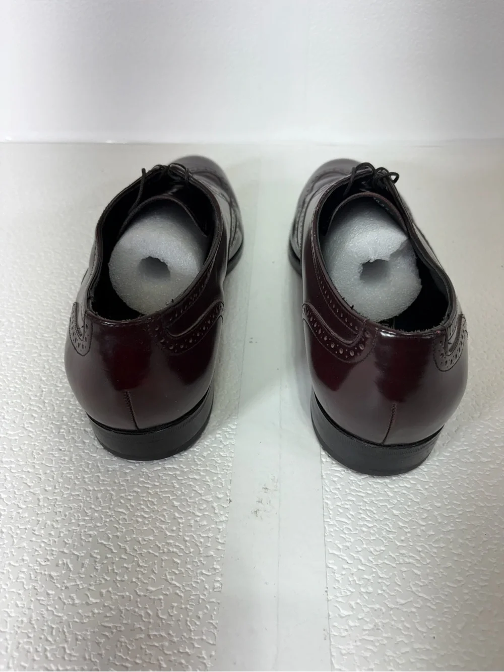 Florsheim Men's Burgundy Wingtip Oxfords s300